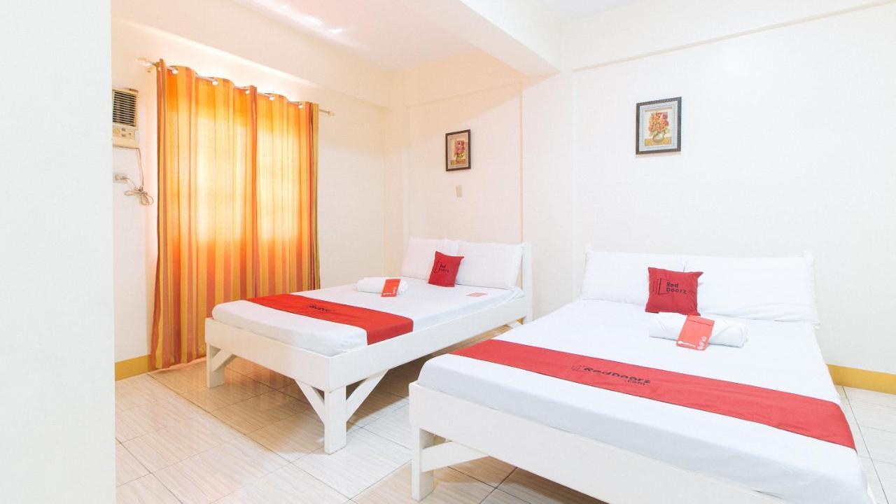 Reddoorz @ Golden Skye Hotel Guagua ภายนอก รูปภาพ